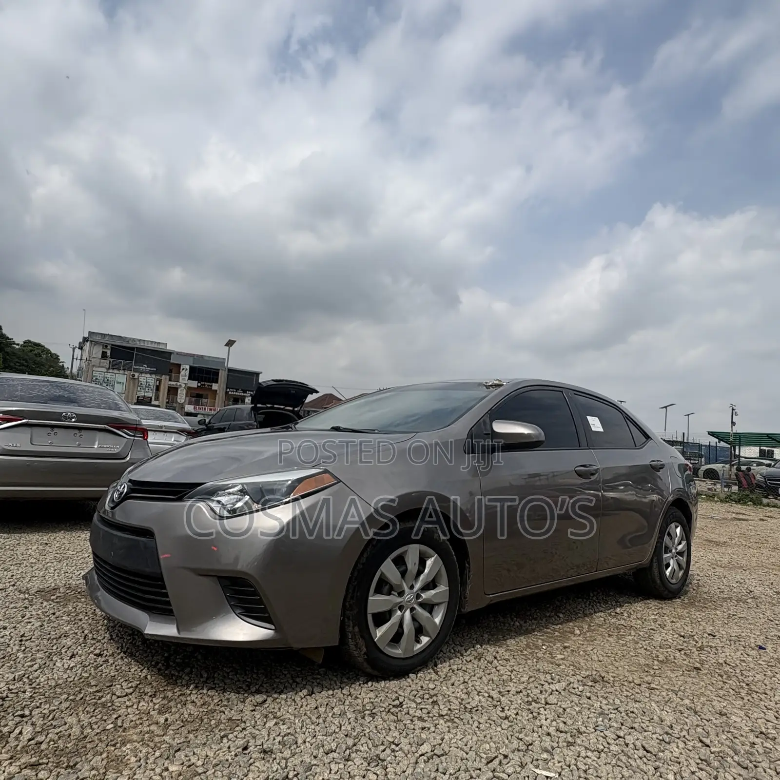 Toyota Corolla LE Premium 4dr Sedan (1.8L 4cyl CVT) 2015 Gray