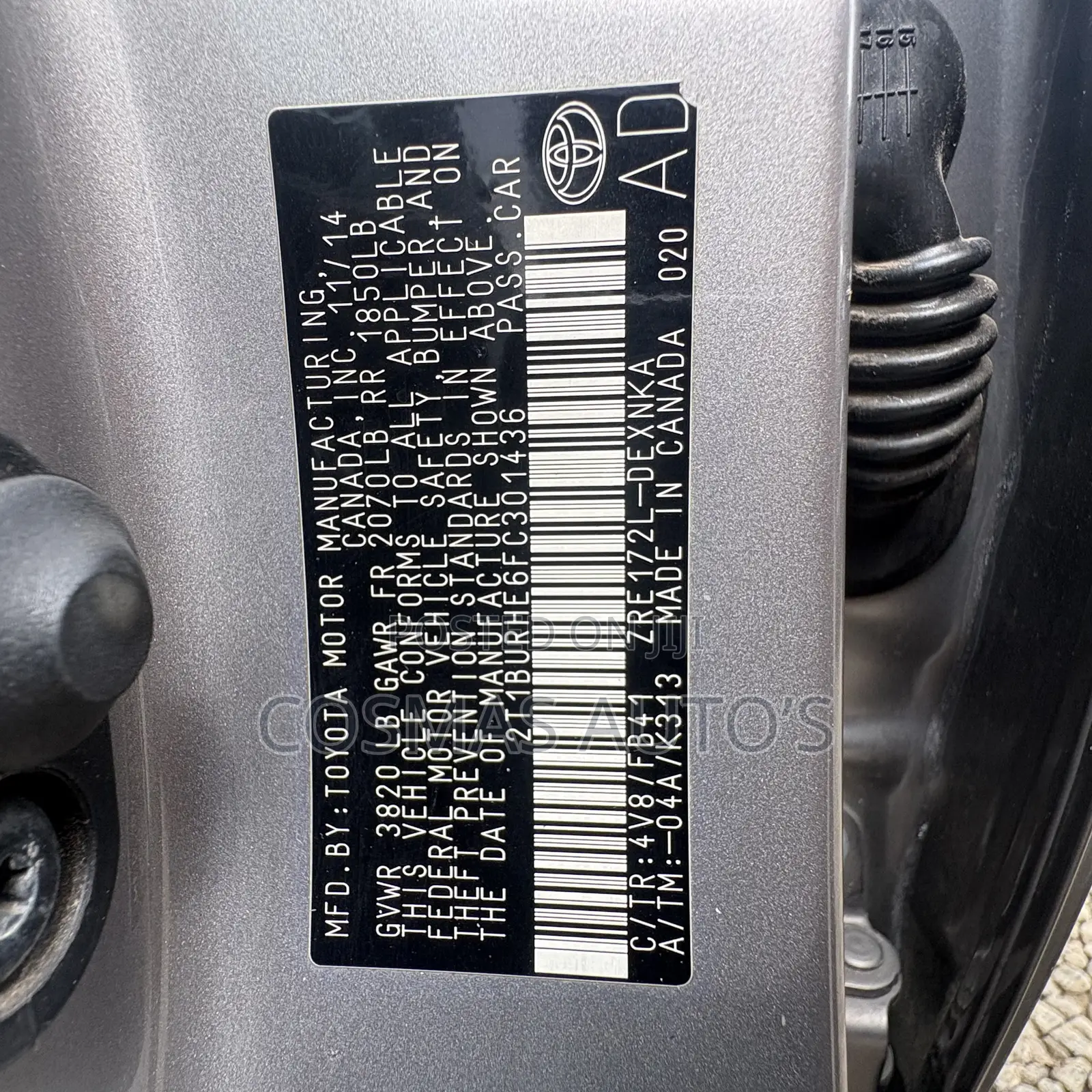 Toyota Corolla LE Premium 4dr Sedan (1.8L 4cyl CVT) 2015 Gray