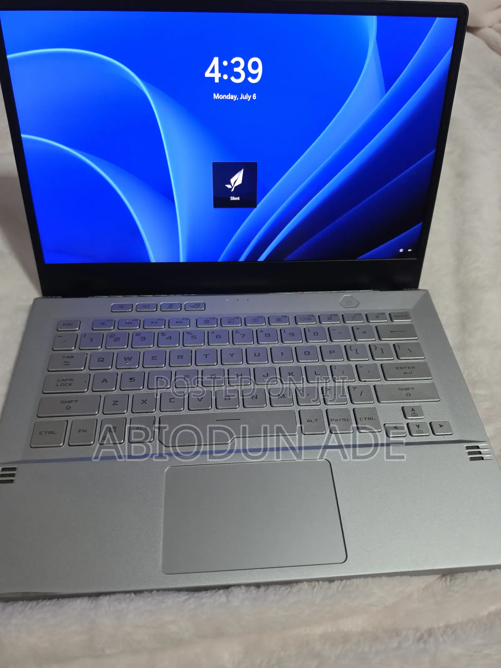 Laptop Asus ROG Zephyrus G14 24GB AMD Ryzen 9 SSD 1T
