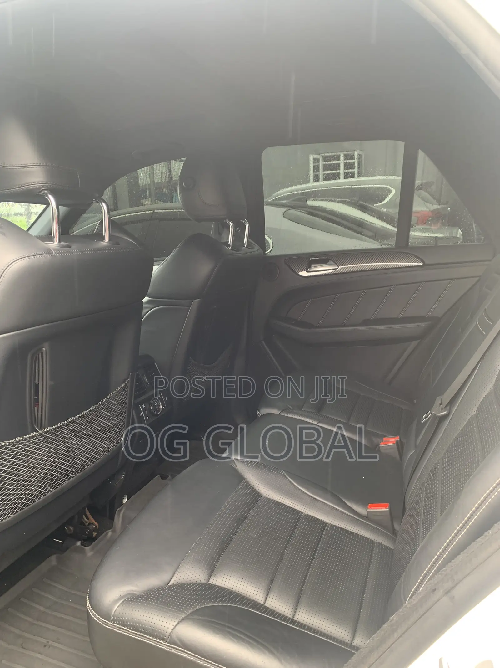 Mercedes-Benz M Class ML63 AMG 4dr SUV AWD (5.5L 8cyl Turbo 7A) 2015