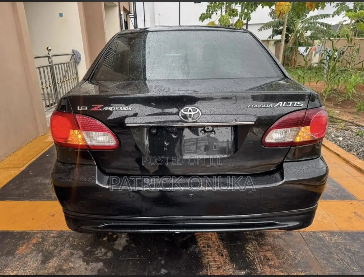 Toyota Corolla 2006 Black