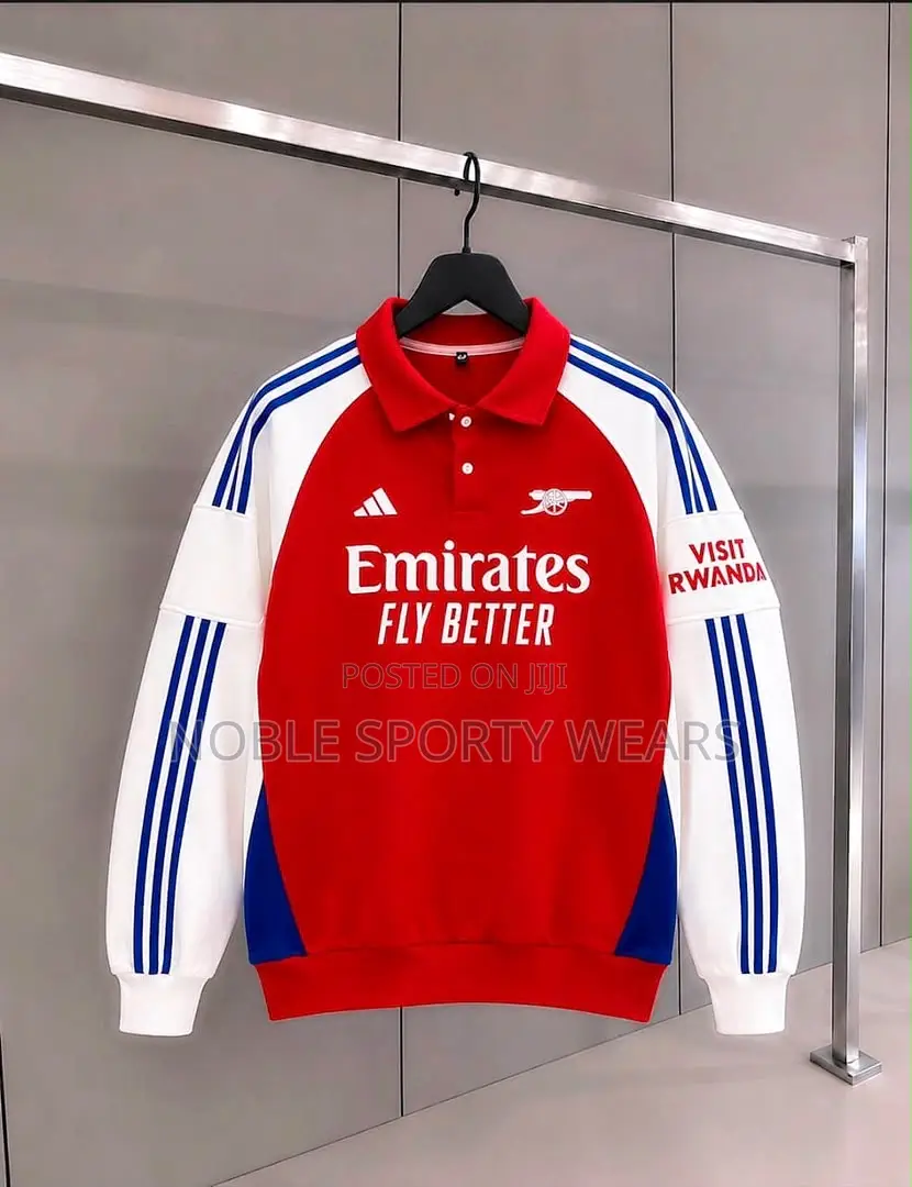 Arsenal Sweatshirt (Blue Stripe on Sleeve)