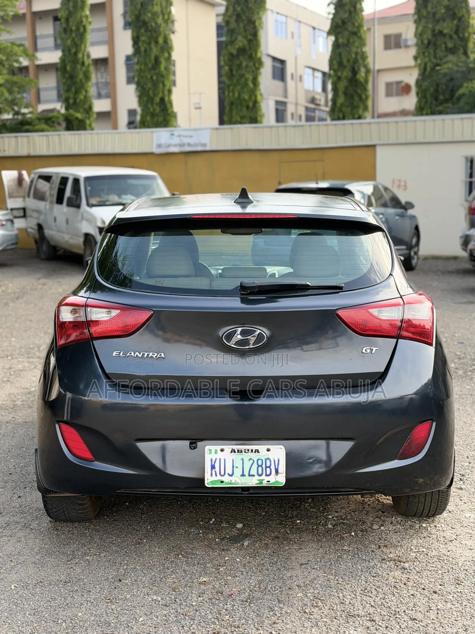 Hyundai Elantra 2013 Gray
