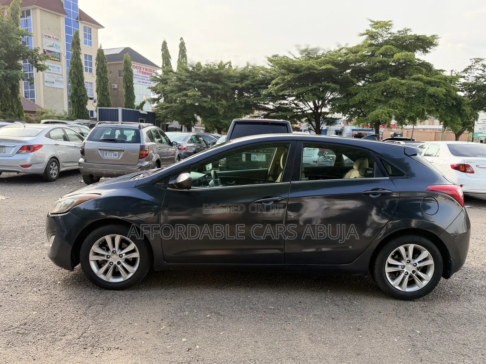 Hyundai Elantra 2013 Gray