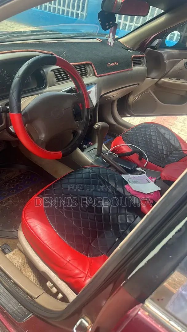 Toyota Camry 2005 Red