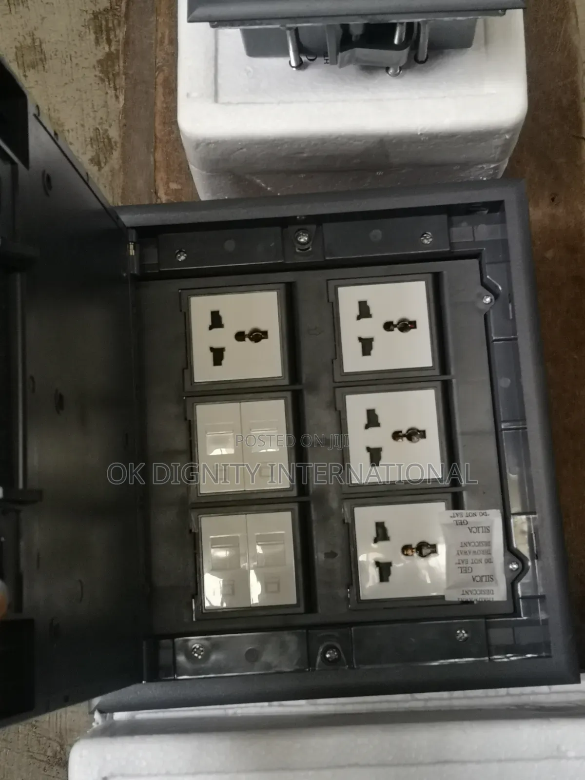 Premium Raised Floor Socket Box – 4 Power Sockets + 6 Data Ports