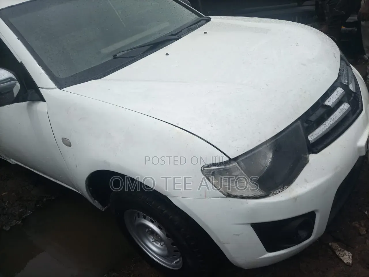Mitsubishi L200 2012 White