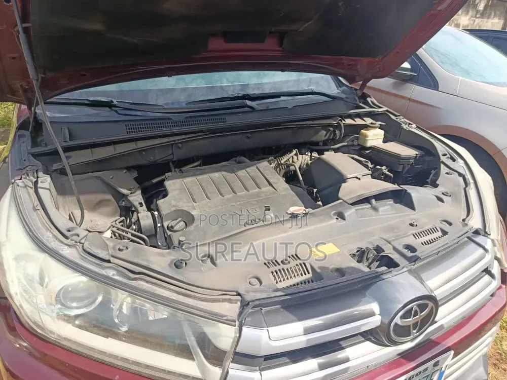 Toyota Highlander 2016 Burgundy