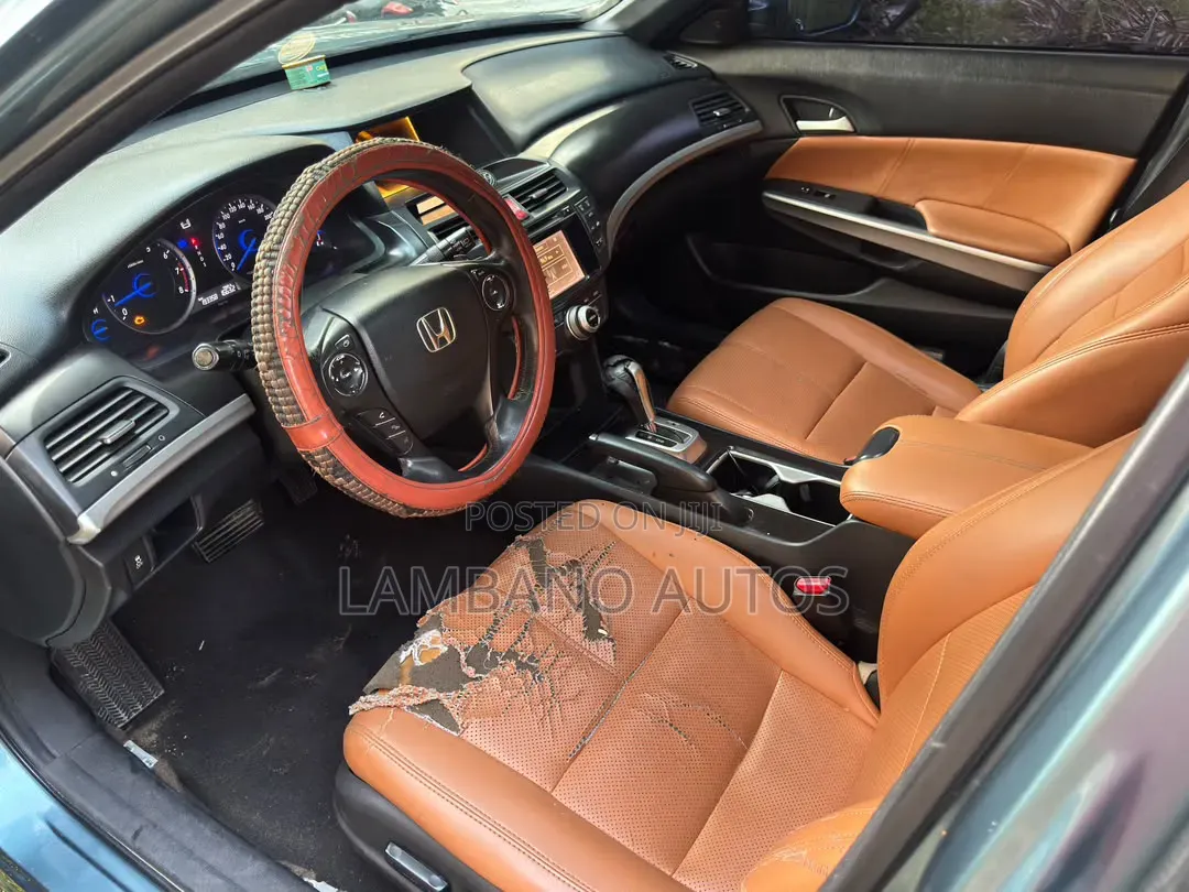 Honda Crosstour 2013 Red