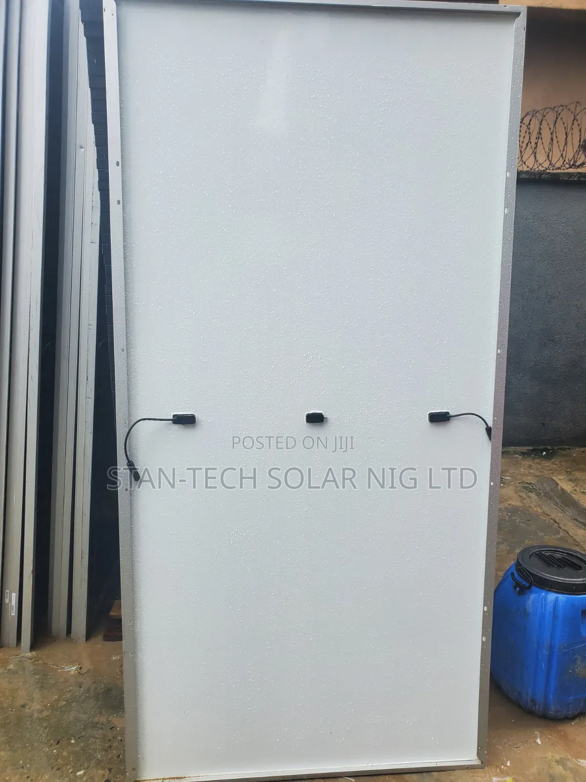 650w White Face Jinko Panel
