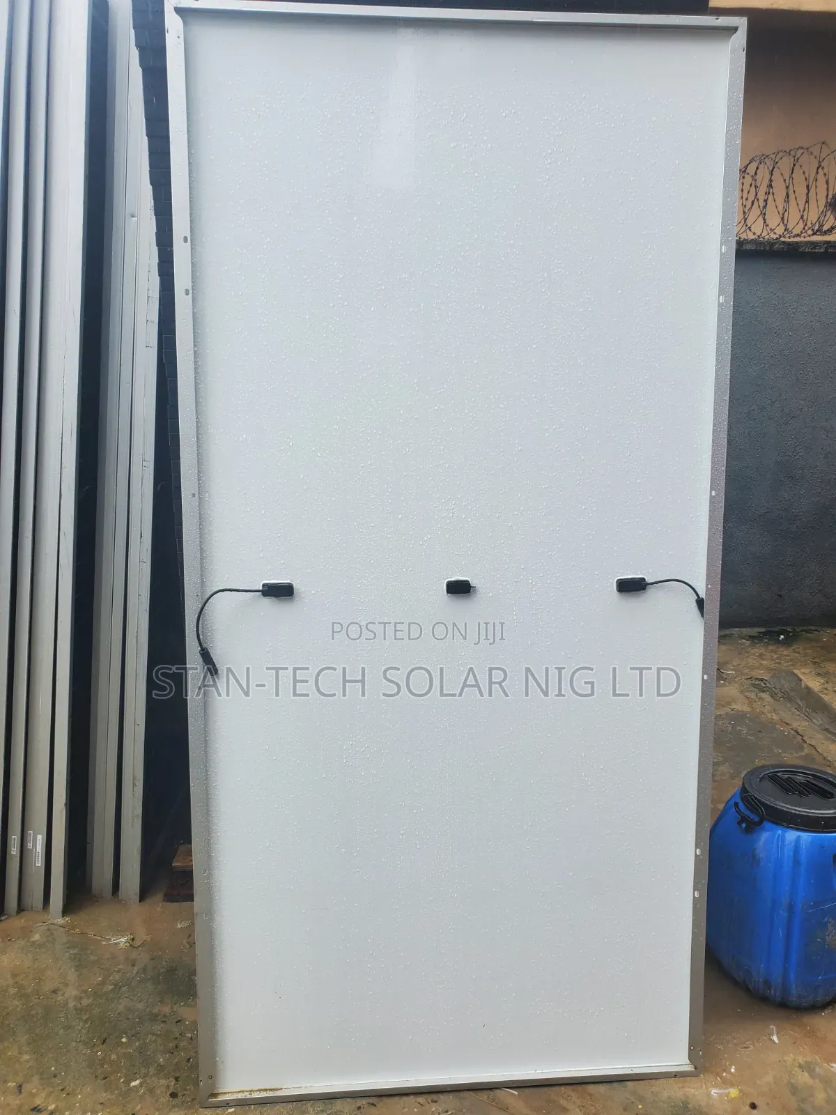 650w White Face Jinko Panel