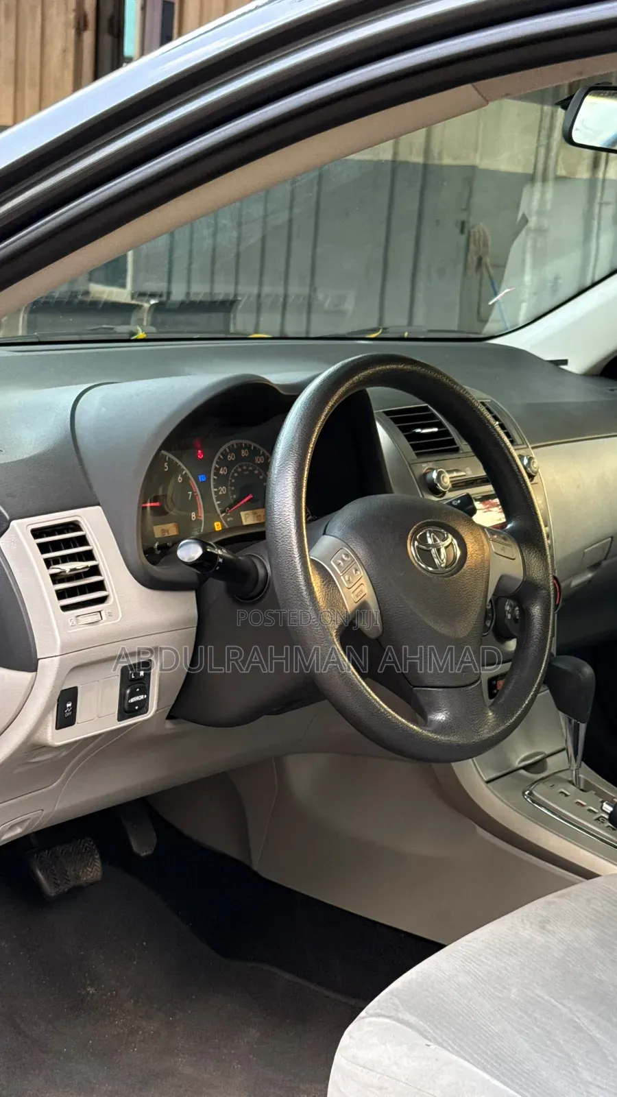 Toyota Corolla 2012 Gray