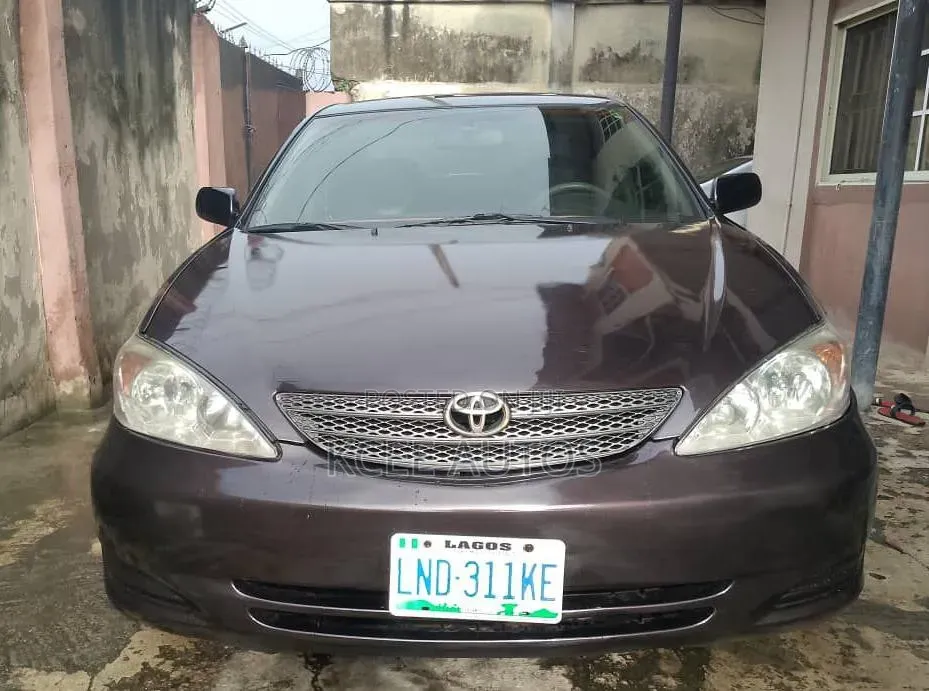 Toyota Camry 2006 Silver