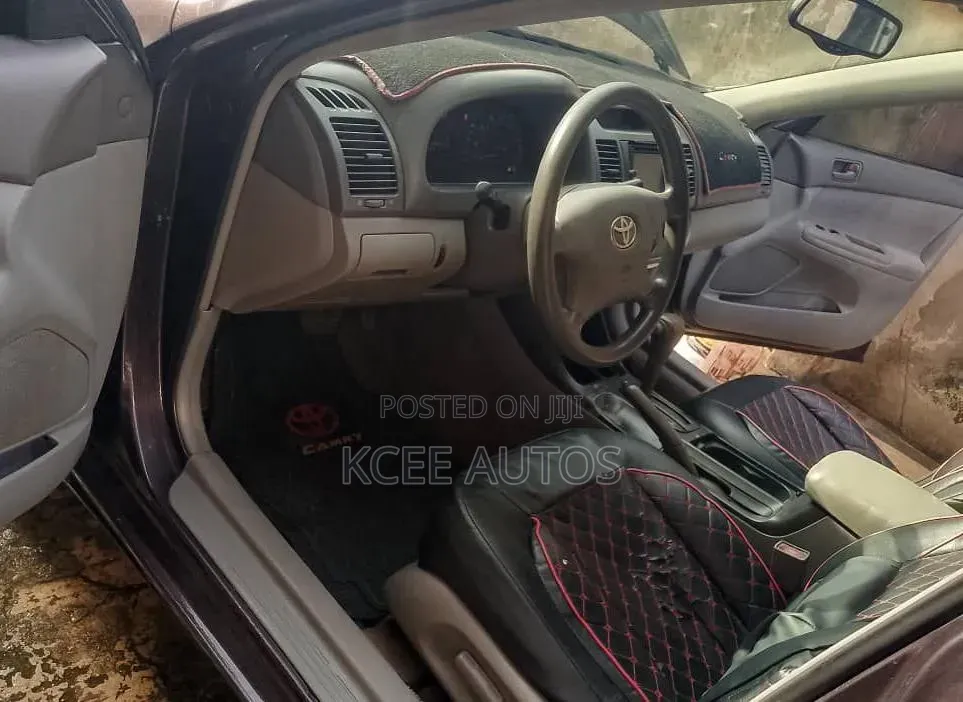 Toyota Camry 2006 Silver