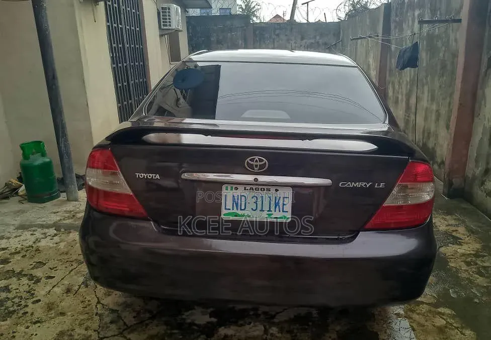 Toyota Camry 2006 Silver