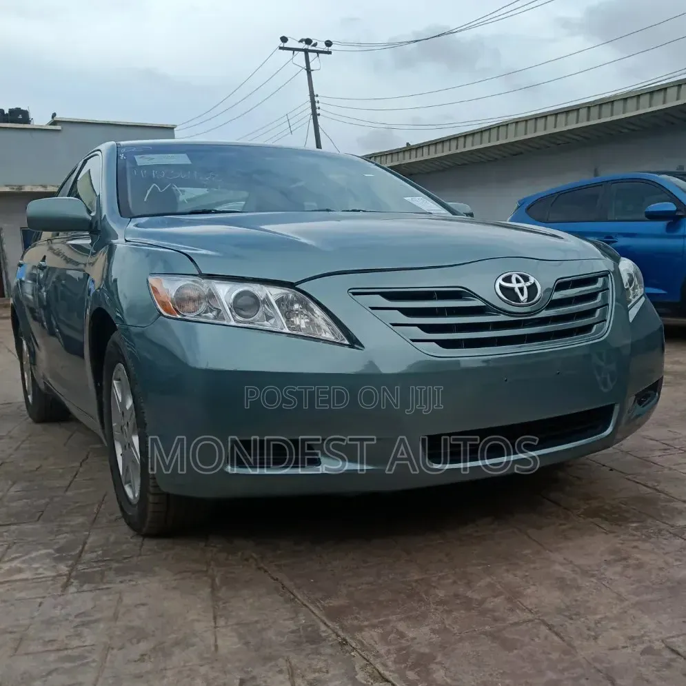 Toyota Camry LE 4dr Sedan (2.4L 4cyl 5A) 2009 Green