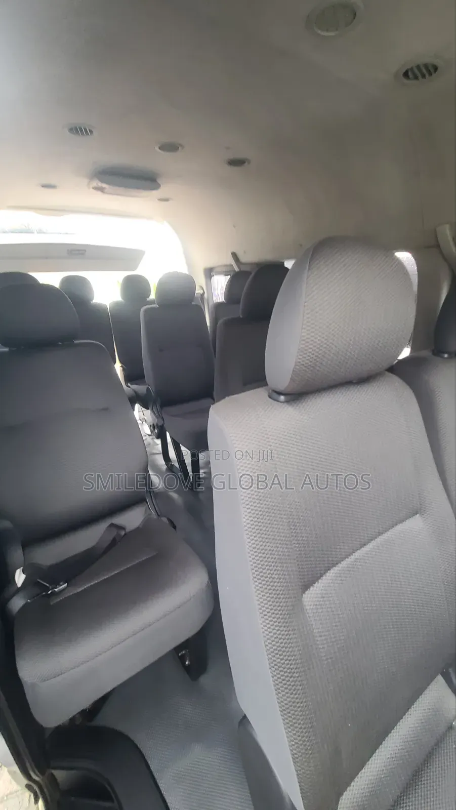 Toyota HiAce 2015 White
