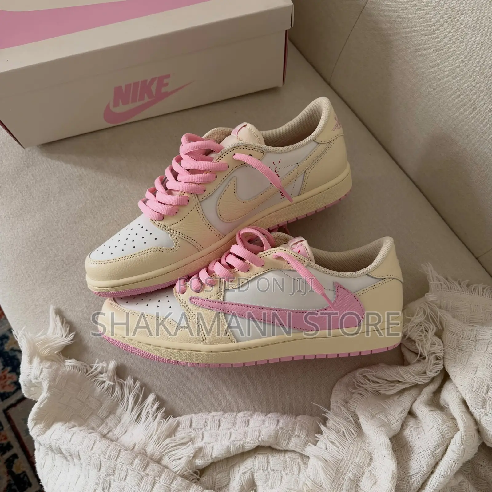 Travis Scott X Air Jordan 1 Low “ Shy Pink”