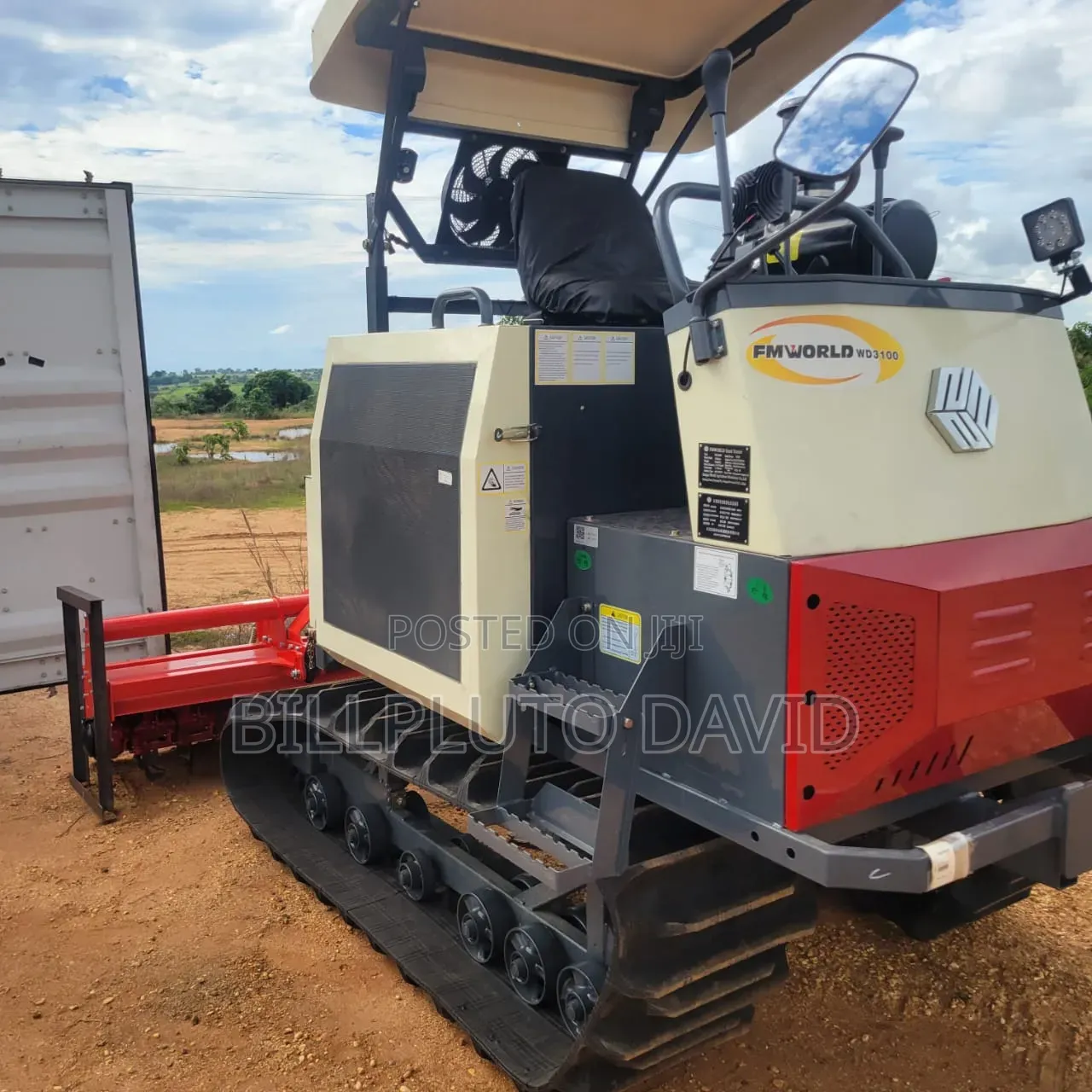 Modern Farmer 4lz-6.0 Combine Harvester, Crops Like Rice and Wheat.