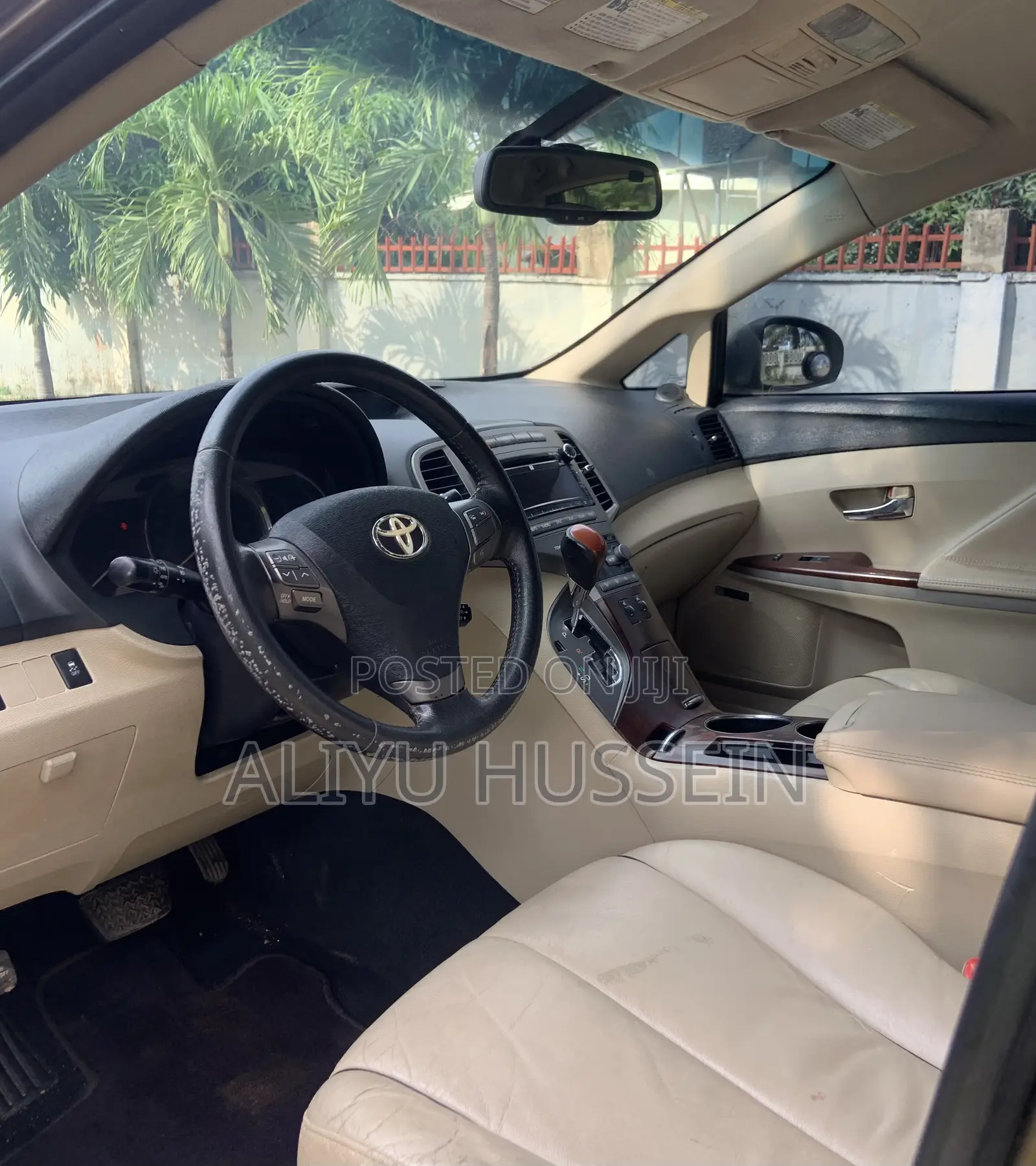 Toyota Camry 2010 Gold