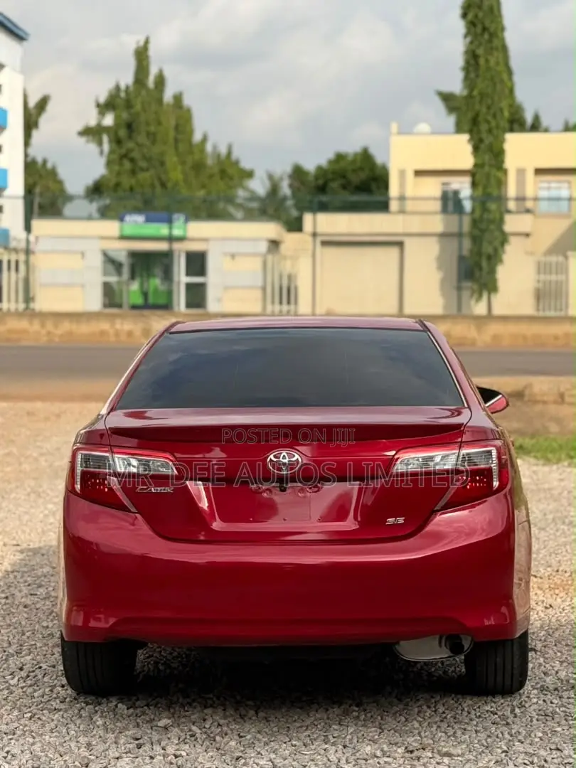 Toyota Camry SE 4dr Sedan (2.5L 4cyl 6A) 2012 Red