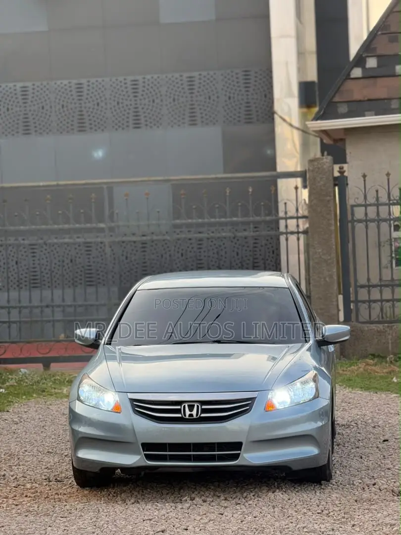 Honda Accord 2011 Gray