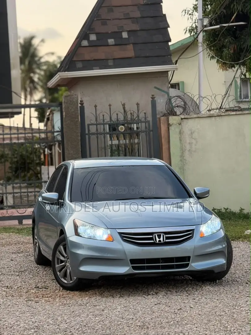 Honda Accord 2011 Gray