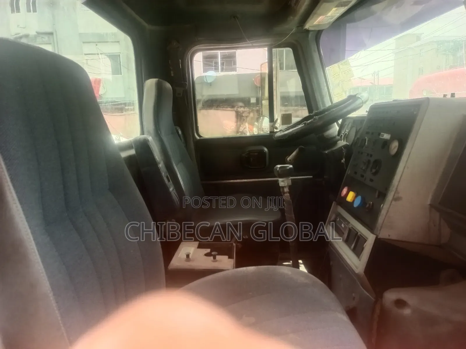 Mack Ch Truckhead Cl Model With 10 Tyres (Foreign Used)