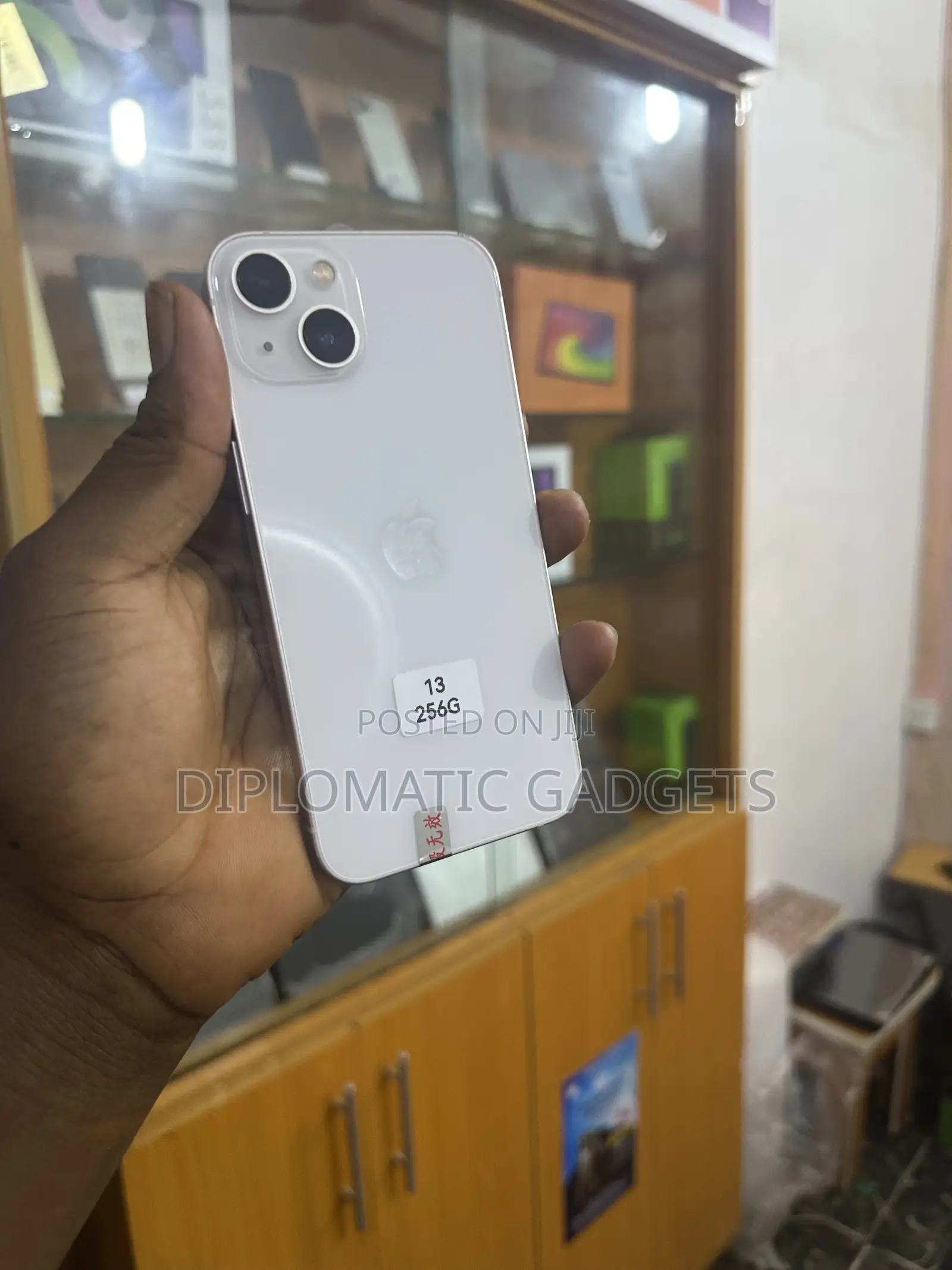 Apple iPhone 13 256 GB White