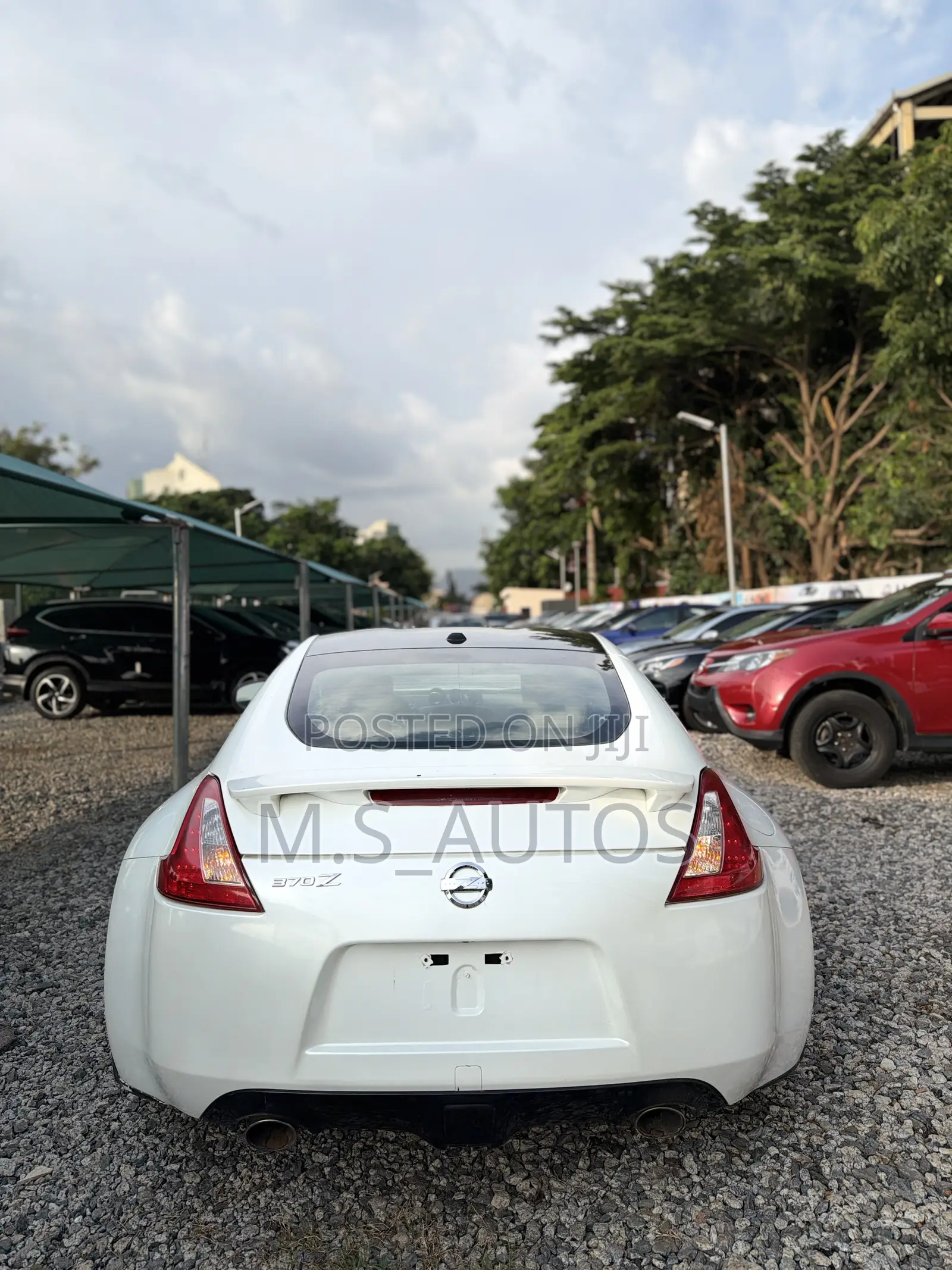 Nissan 370Z Touring Automatic 2011 White