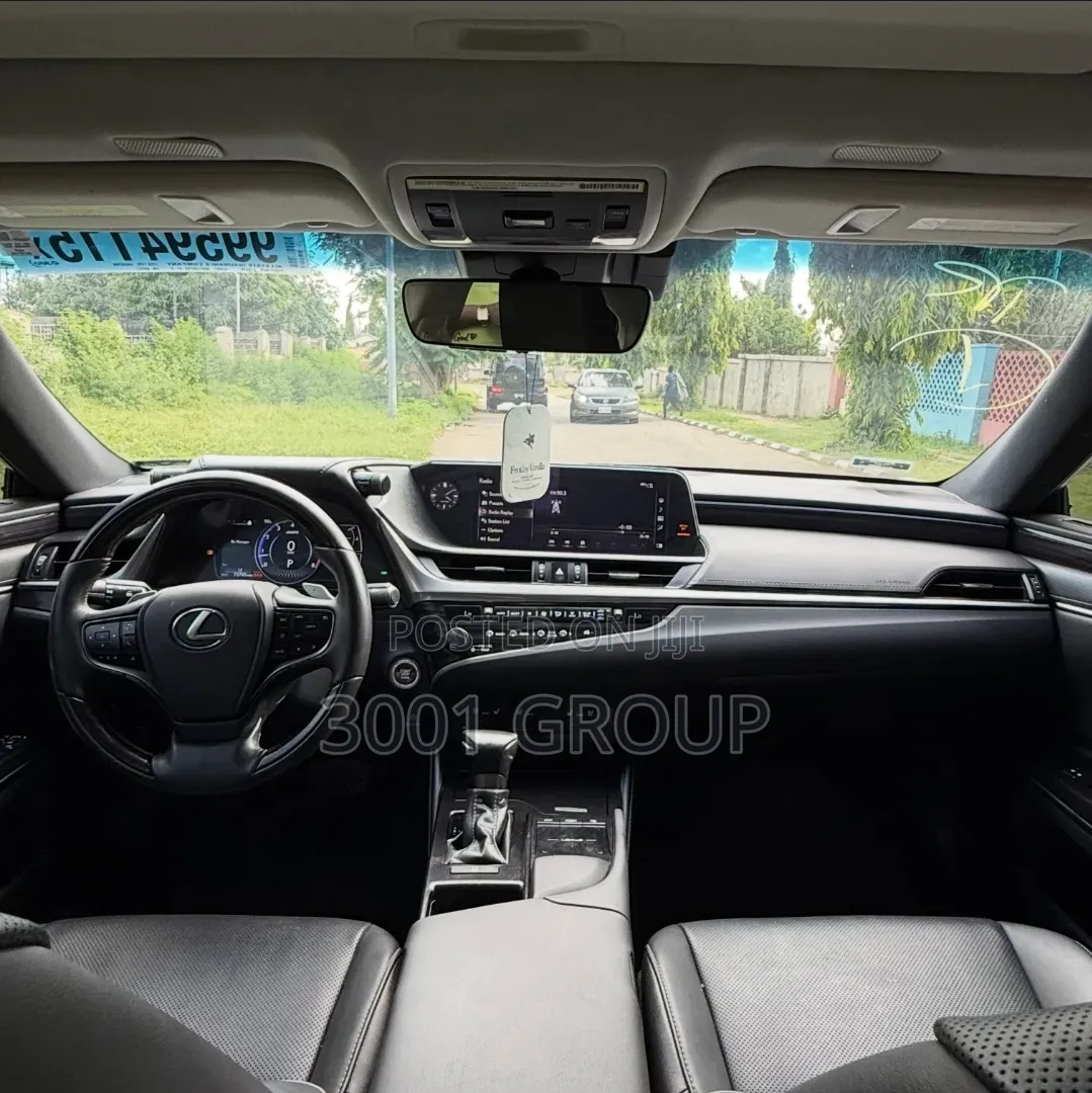 Lexus ES 2021 Gray