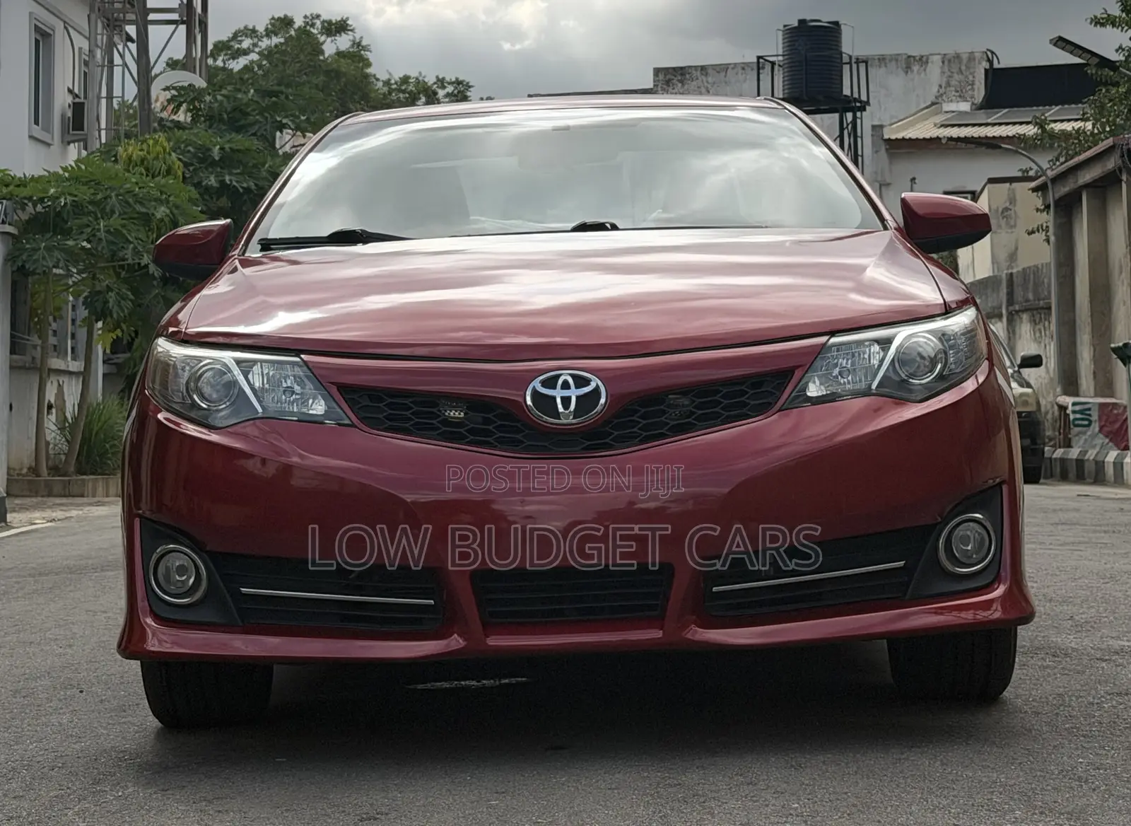 Toyota Camry SE 4dr Sedan (2.5L 4cyl 6A) 2013 Red