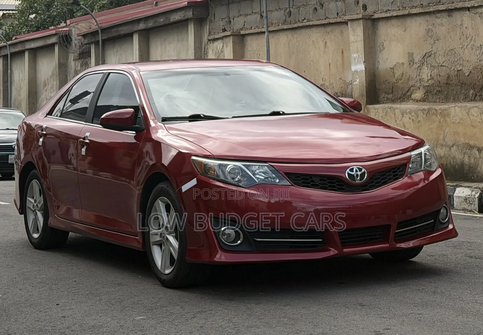 Toyota Camry SE 4dr Sedan (2.5L 4cyl 6A) 2013 Red