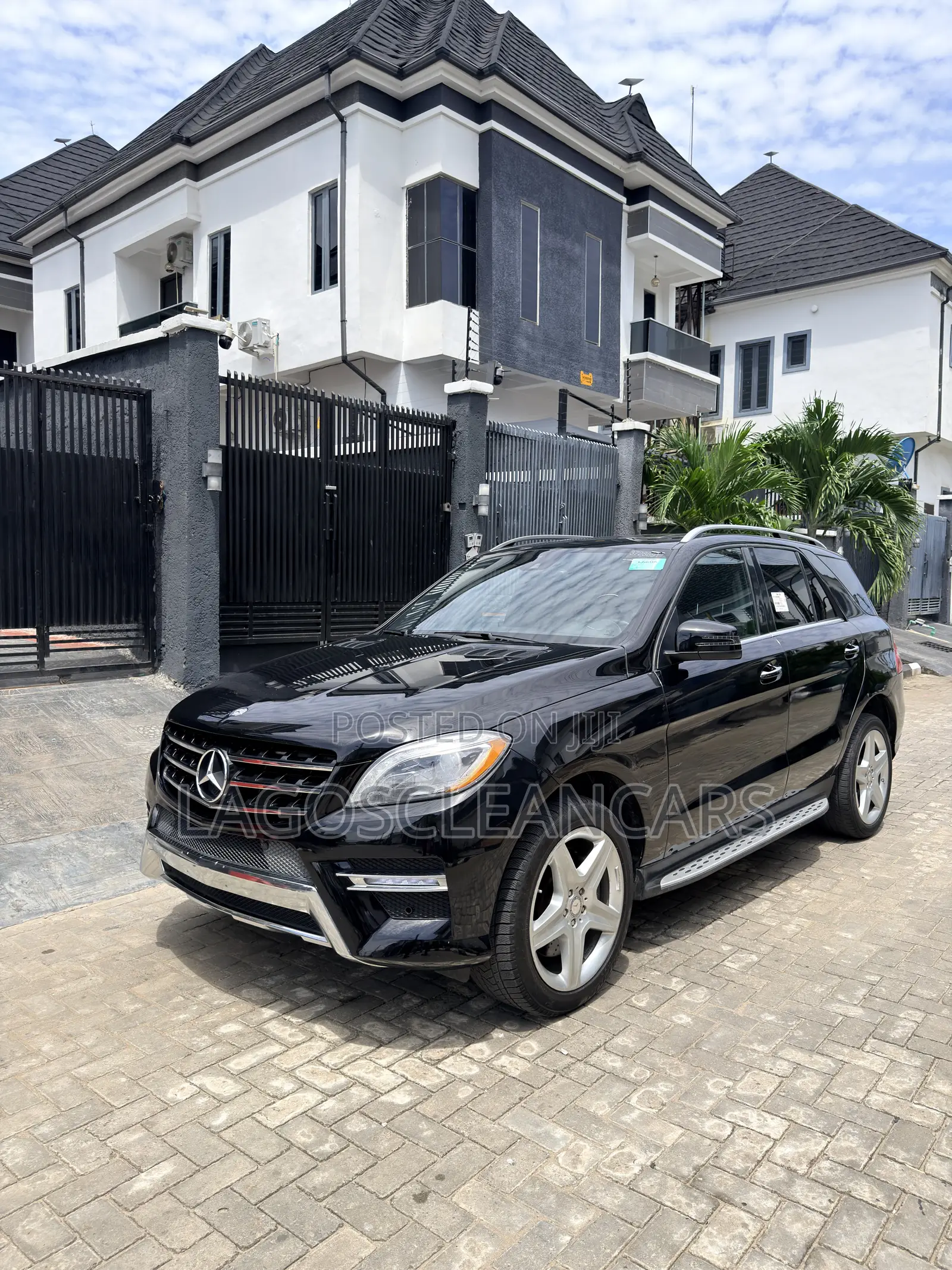 Mercedes-Benz M Class ML550 4MATIC 4dr SUV AWD (4.7L 8cyl Turbo 7A)