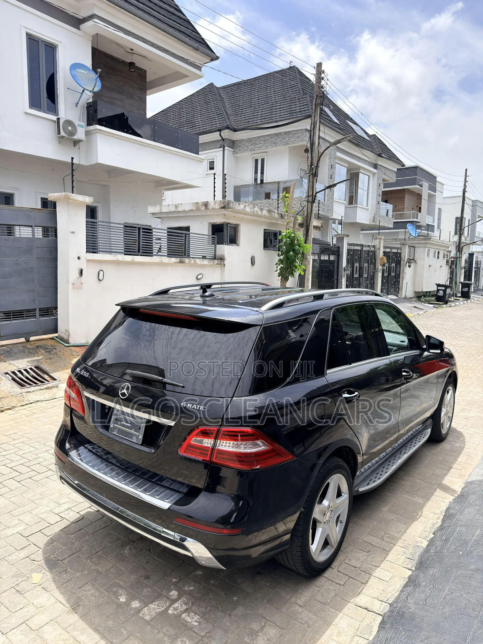 Mercedes-Benz M Class ML550 4MATIC 4dr SUV AWD (4.7L 8cyl Turbo 7A)