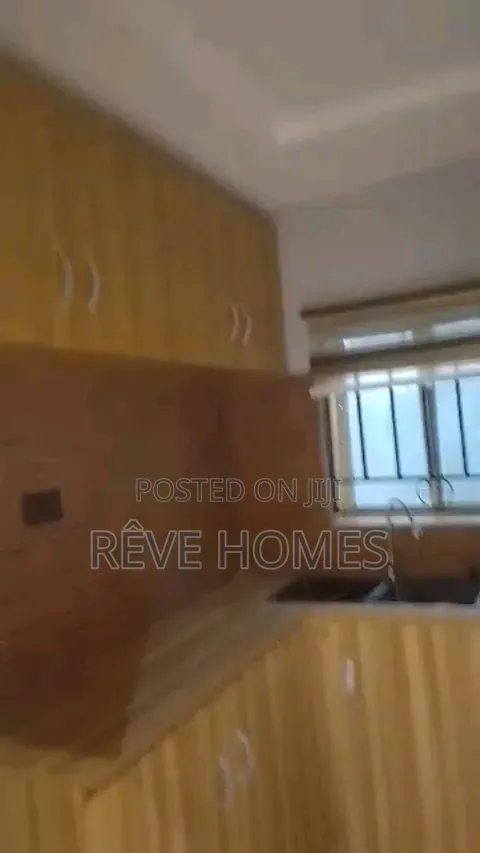 2bdrm Duplex in Shomolu / Shomolu for rent