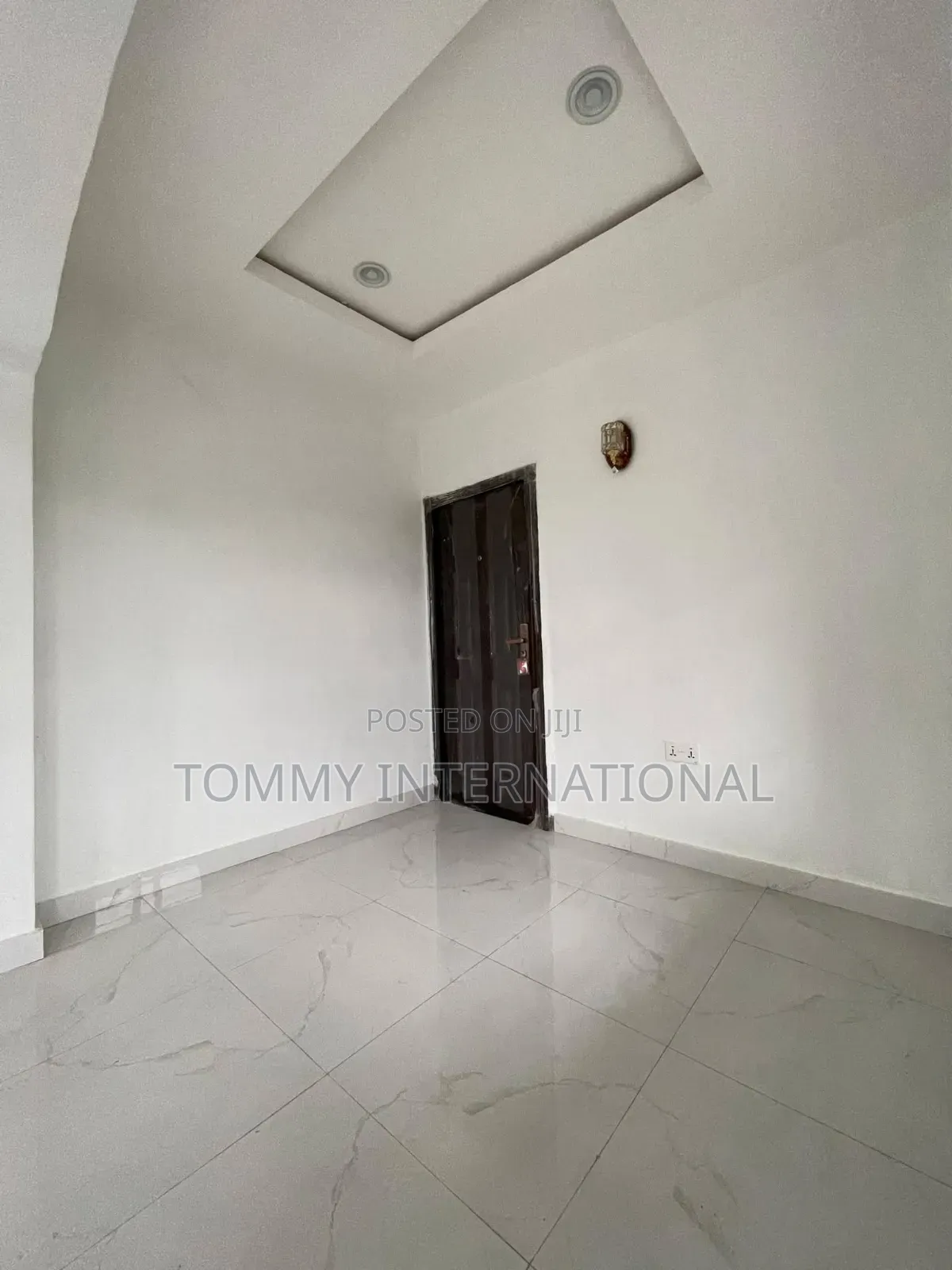 4bdrm Bungalow in Shell Cooperative, Port-Harcourt for sale
