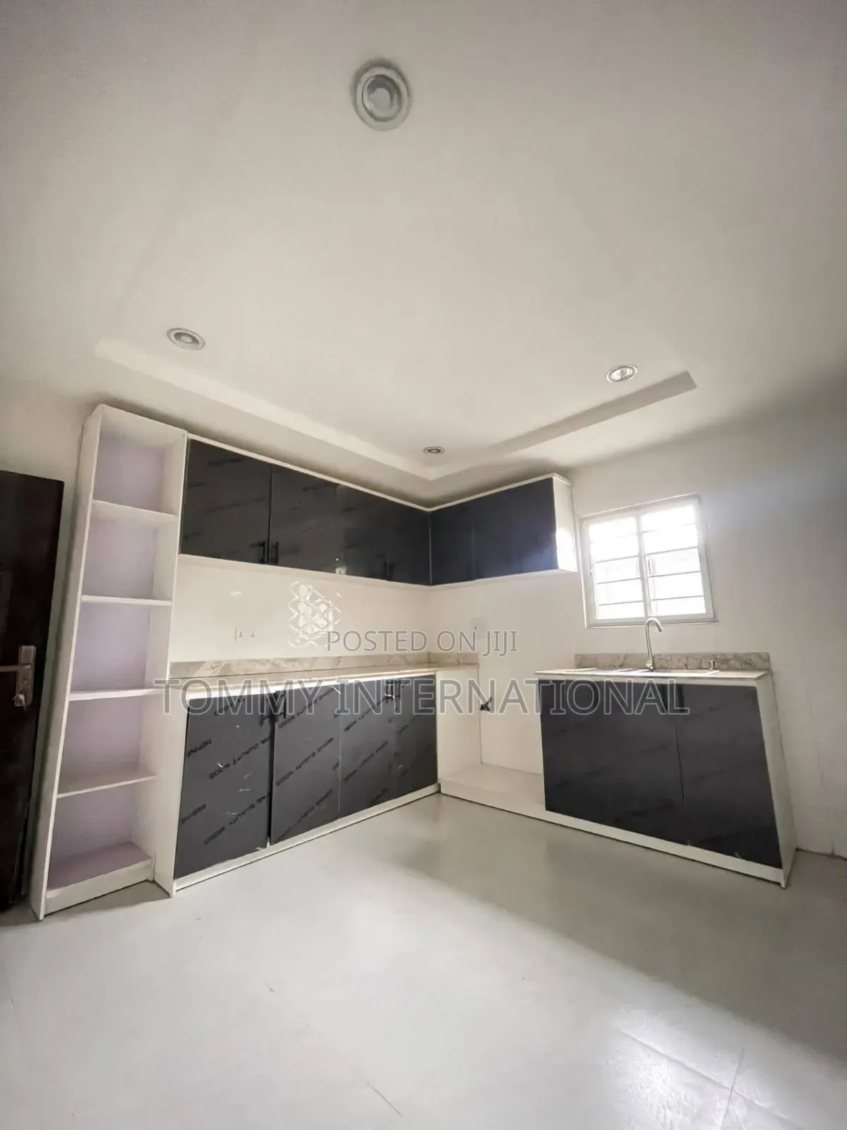 4bdrm Bungalow in Shell Cooperative, Port-Harcourt for sale