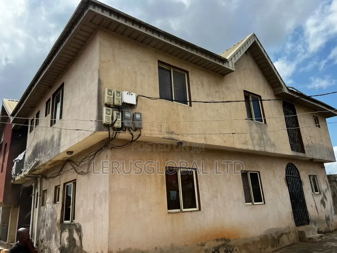 12bdrm Block of Flats in Ikorodu Garage for sale
