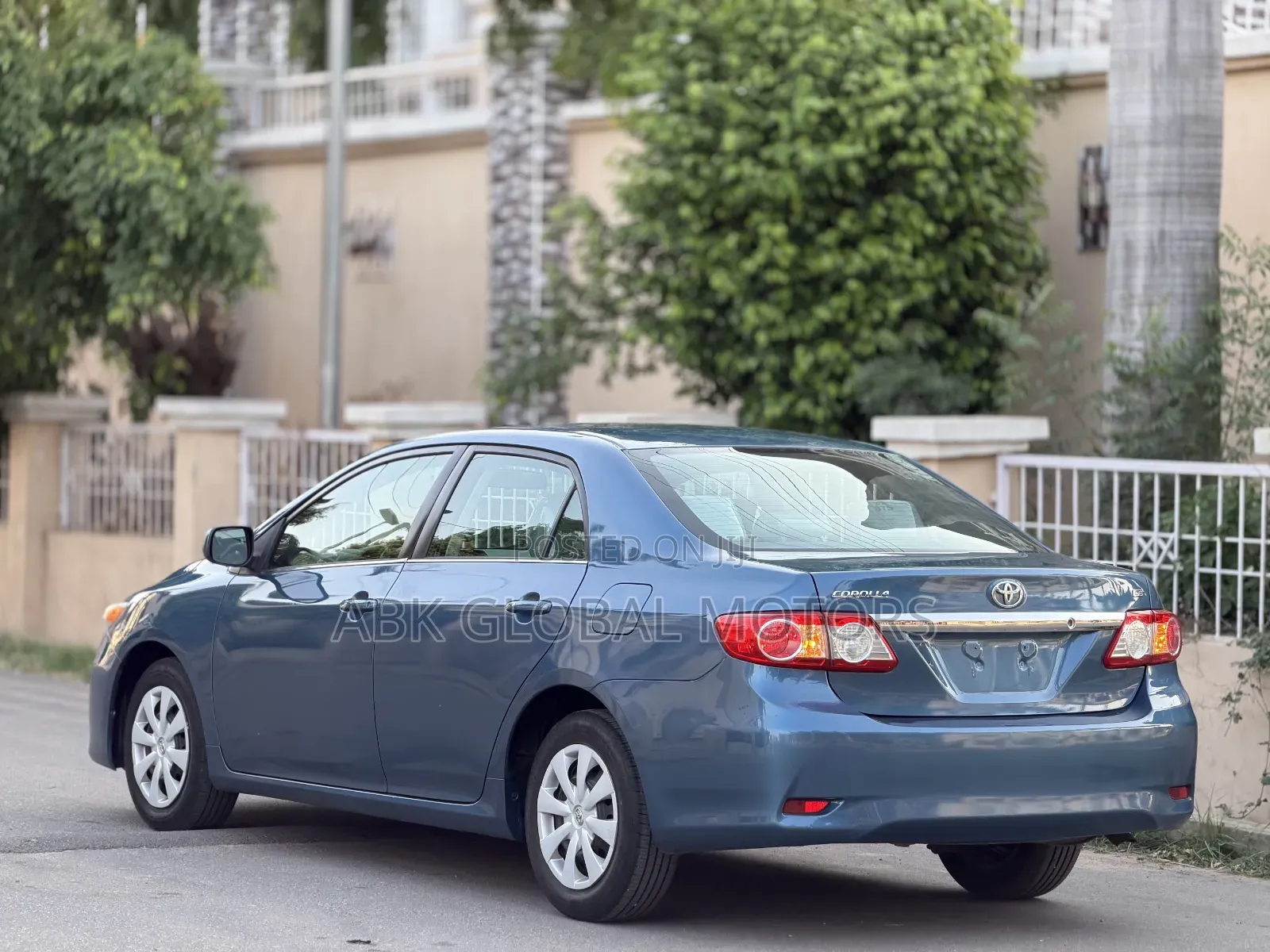 Toyota Corolla 2013 Blue
