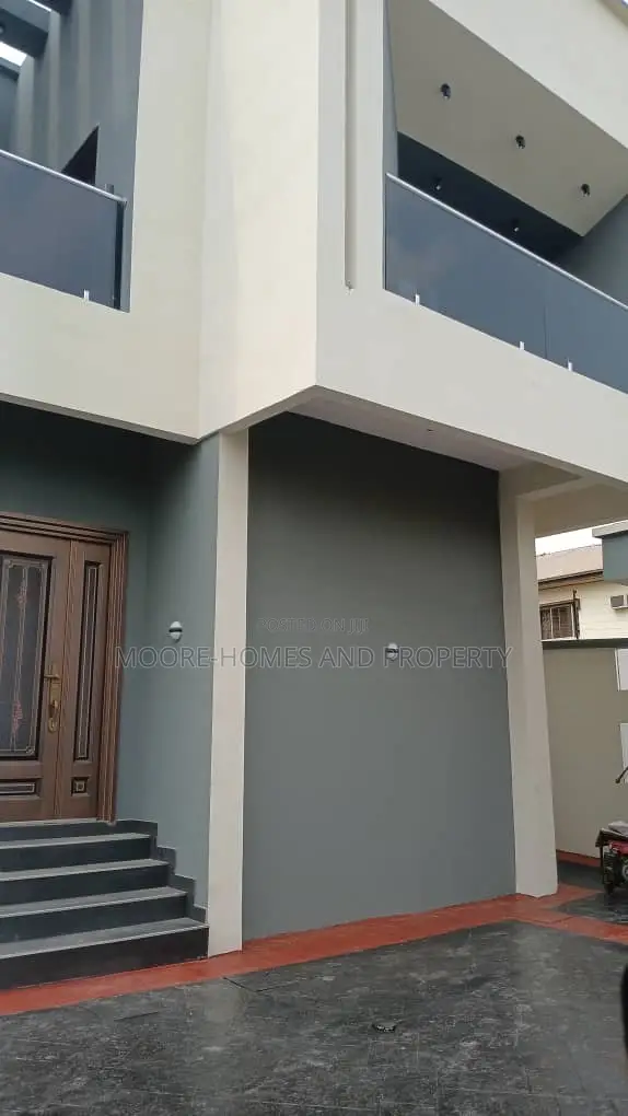 4bdrm Duplex in Magodo Phase 2 for sale