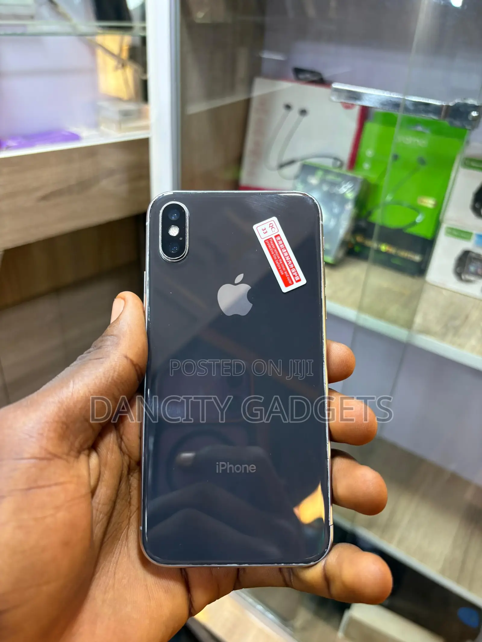 Apple iPhone X 64 GB Black