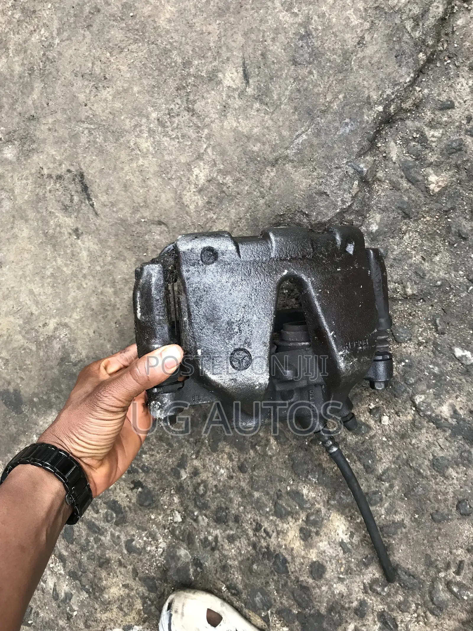 Front Left Caliper Mercedes Benz GLK