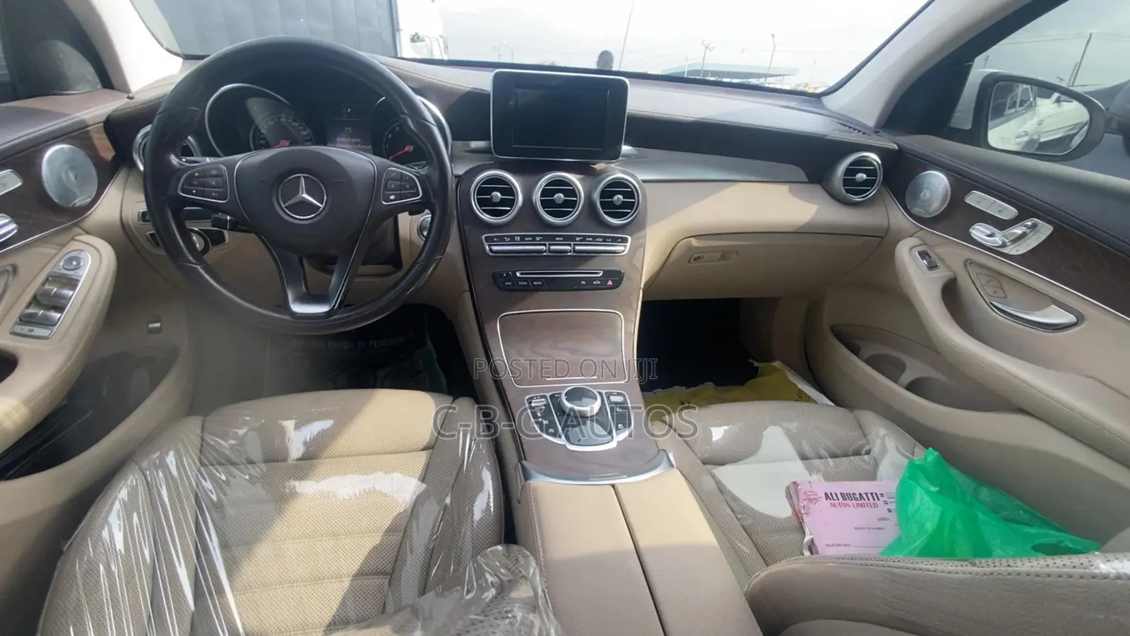 Mercedes-Benz GLC-Class 2018 White