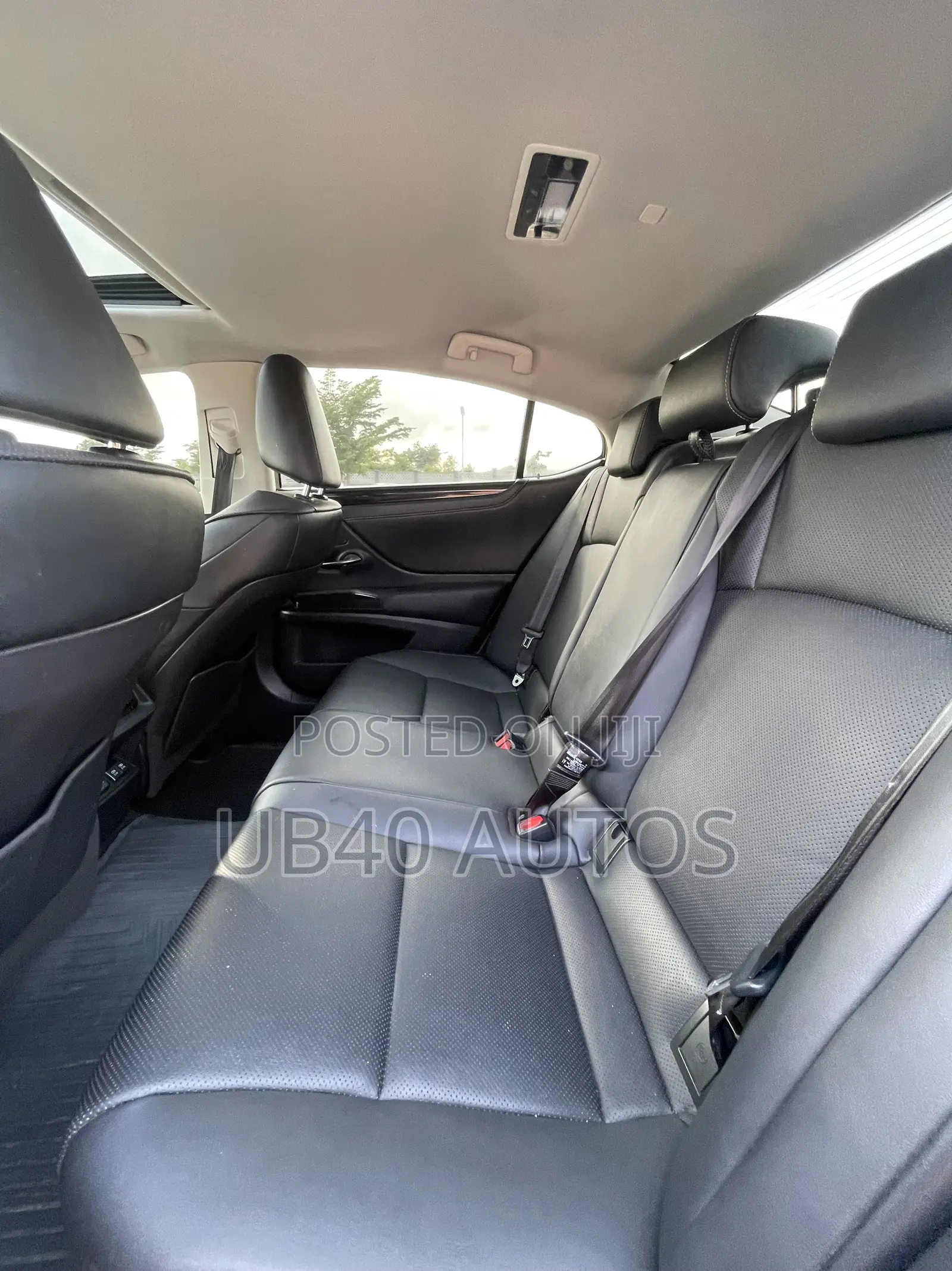 Lexus ES 350 Luxury 2021 Gold