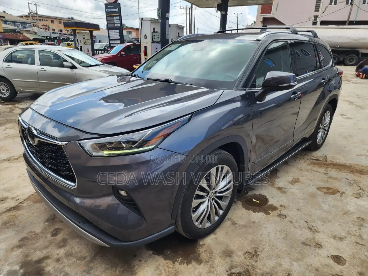 Toyota Highlander Platinum AWD 2020 Blue