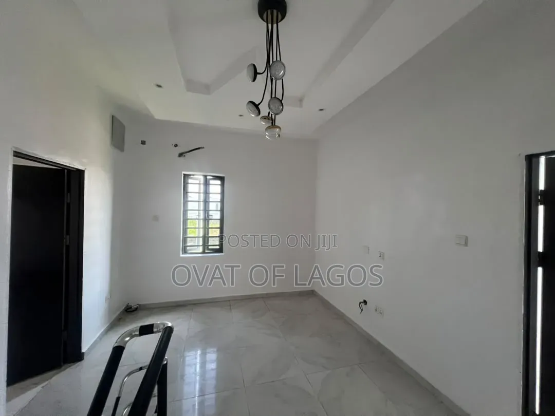 3bdrm Duplex in Orchid, Lekki Expressway for rent