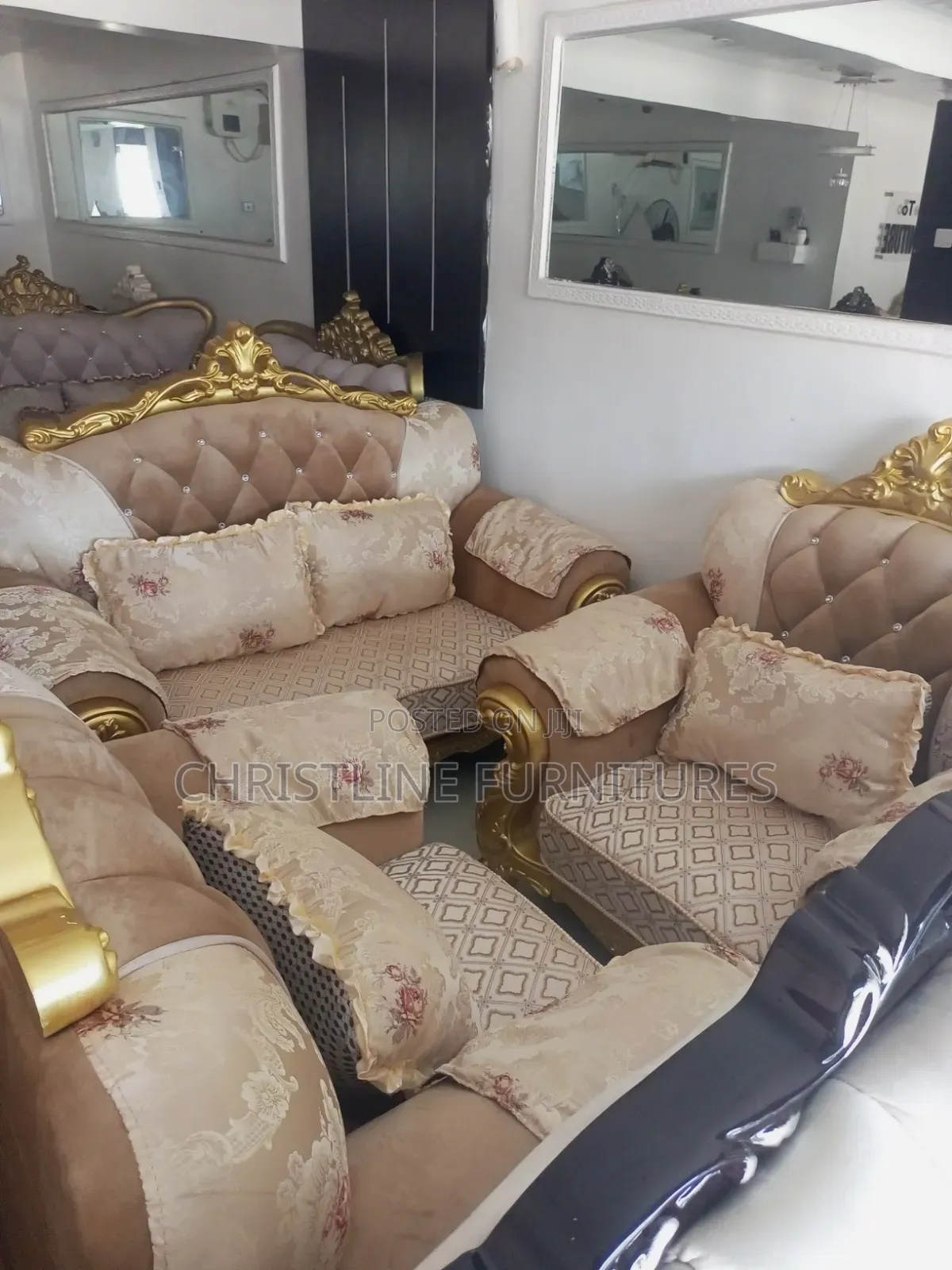 Quality Royal Sofa Set
