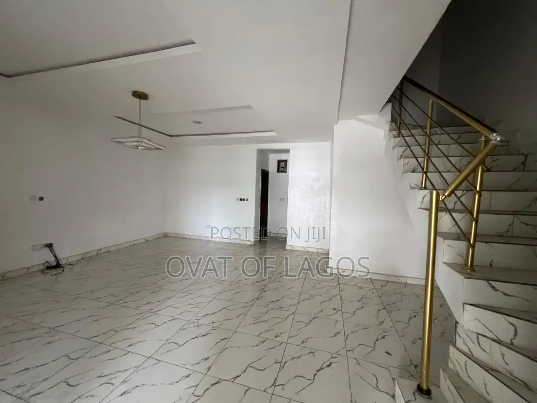 4bdrm Duplex in Orchid, Lekki Expressway for sale
