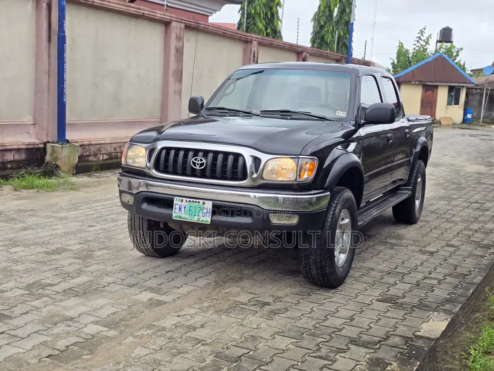 Toyota Tacoma 2003 Black
